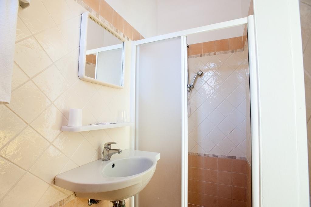 Albergo Villa Mauri Римини Екстериор снимка