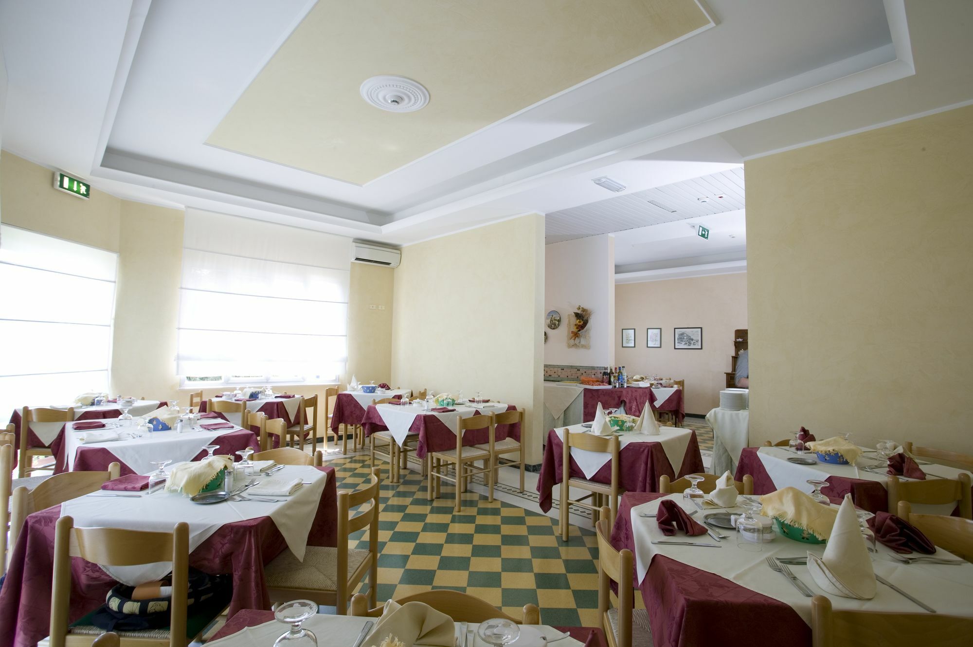 Albergo Villa Mauri Римини Екстериор снимка