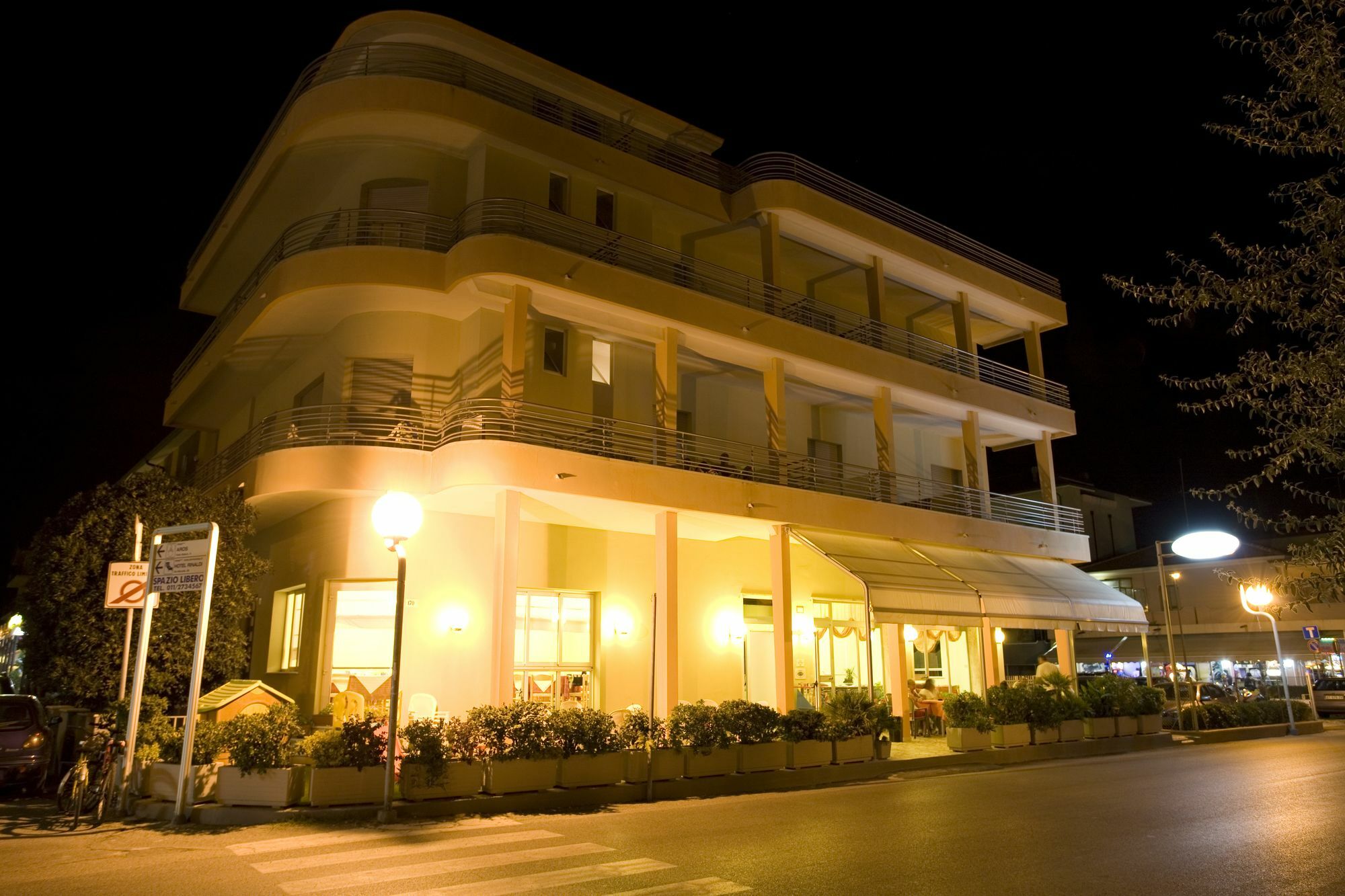 Albergo Villa Mauri Римини Екстериор снимка