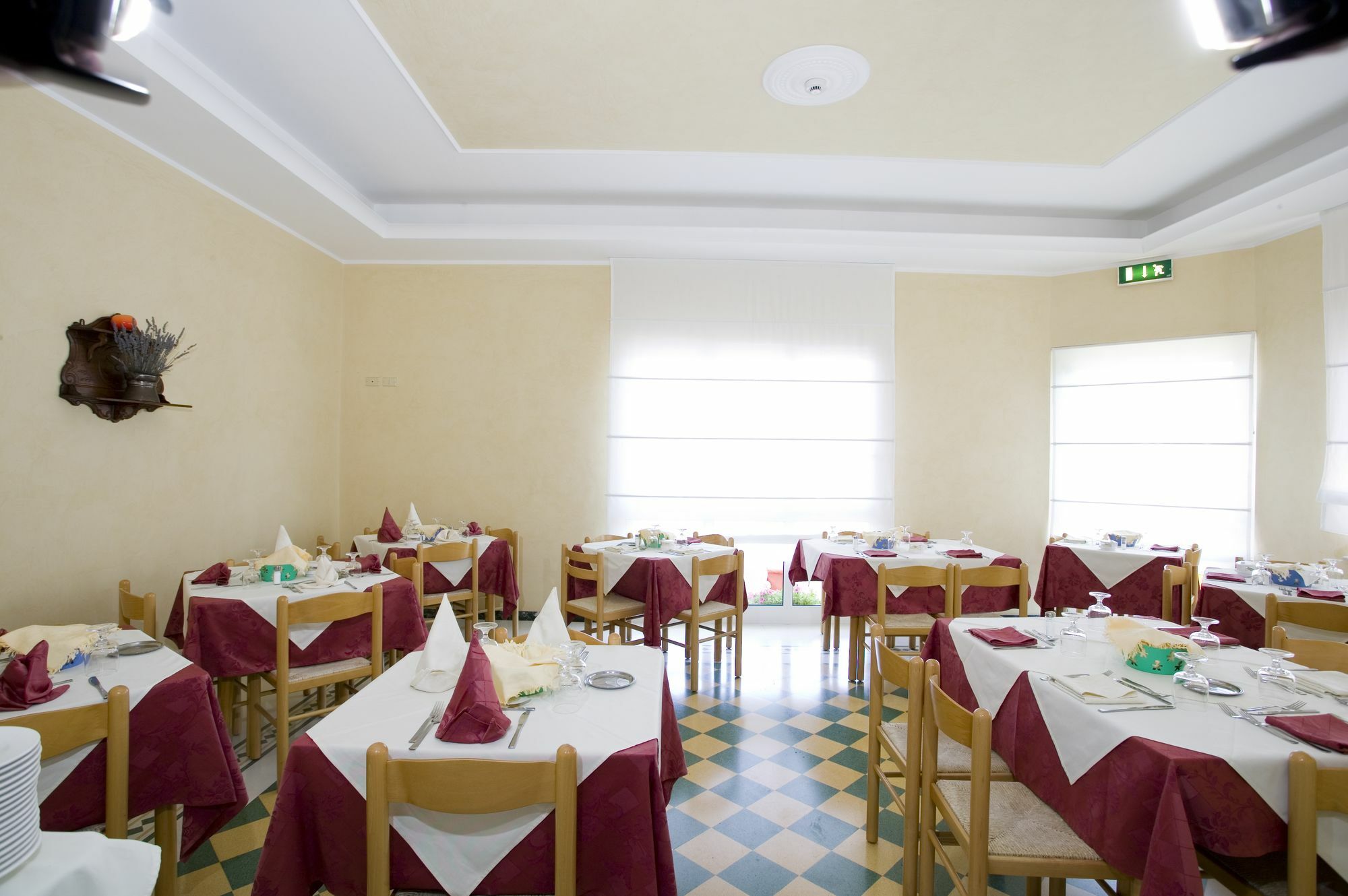 Albergo Villa Mauri Римини Екстериор снимка